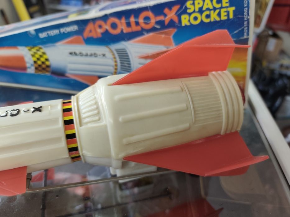 Пластмасова играчка ракета apollo-x space rocket