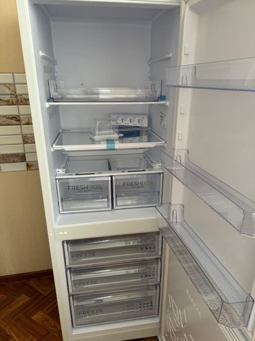 Холодильник морозильник Бирюса