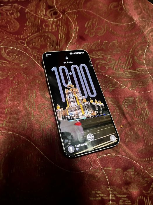 Honor 400 в хорошем состоянии