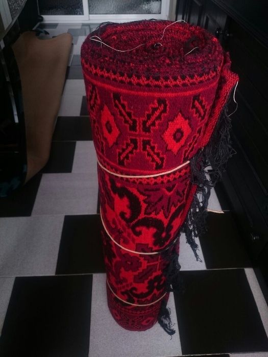 Вълнени пътеки - ръчно тъкани