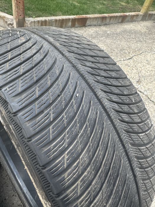285 40 21  305 35 21 Michelin Pilot Alpin 5 SUV