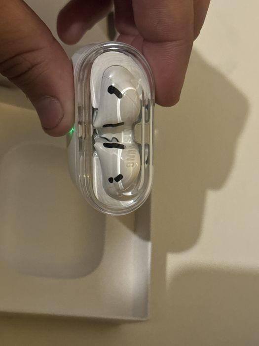 Casi samsung galaxy buds 3 noi nefolosite