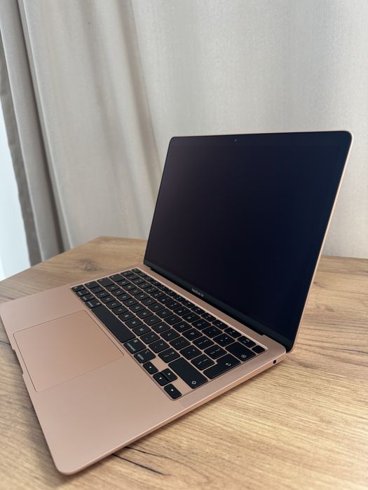Macbook Air M1 GOLD