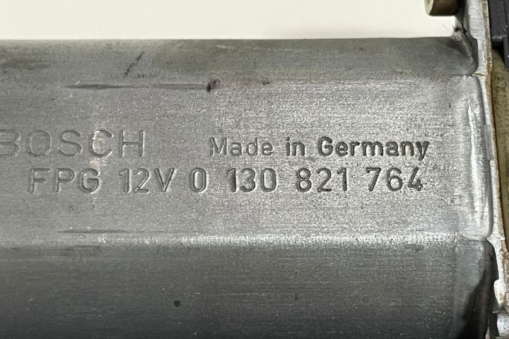 Motoras macara  Bosch geam dreapta fata + modul  0130821764/8E1959802