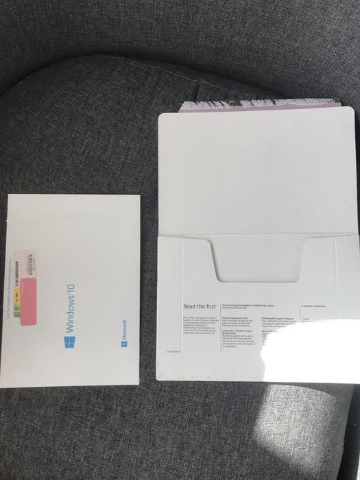 Оригинален лицензен диск Windows 10 Pro 64bit