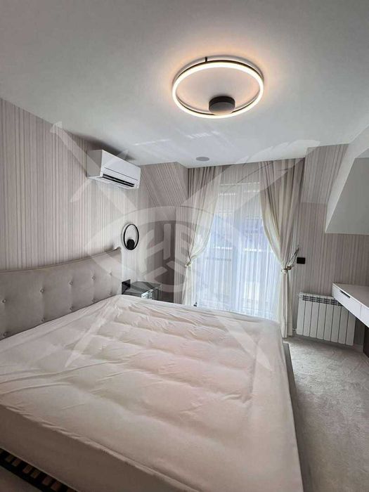 Дава се под наем Четиристаен апартамент в София, Белите брези - 203 кв.м за 2200 € - Снимка #13