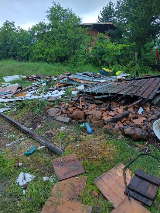 Хамалски услуги чистене на дворове стари къщи  изхвърляне на отпадъци