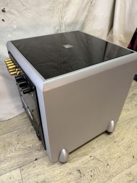 10” Активен Subwoofer KEF