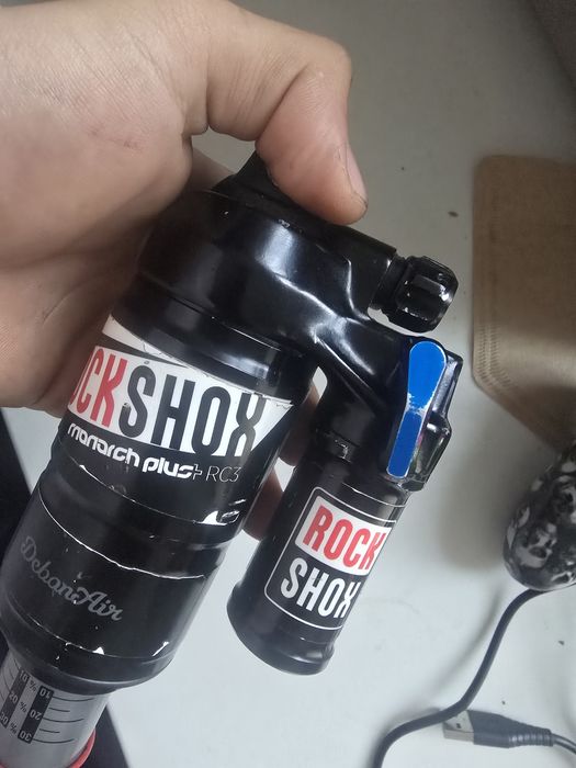 Shock Rockshox Monarch Rc3 (se videaza mecesita service)