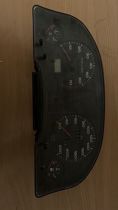 Продам панель приборов на ауди