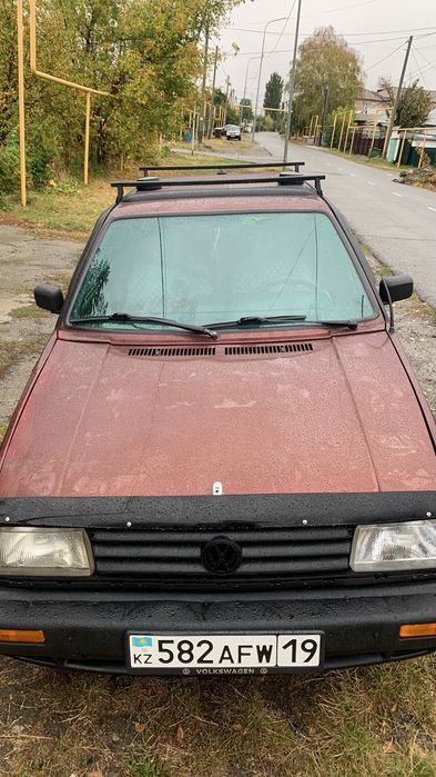 В продаже jetta 1991 г.