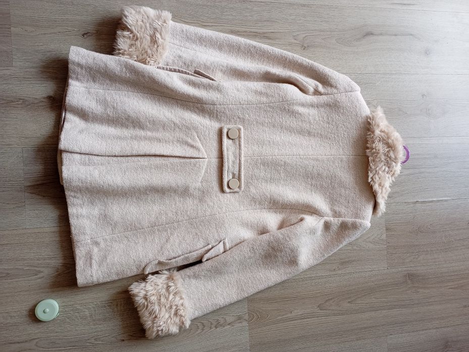 Дамско палто М размер