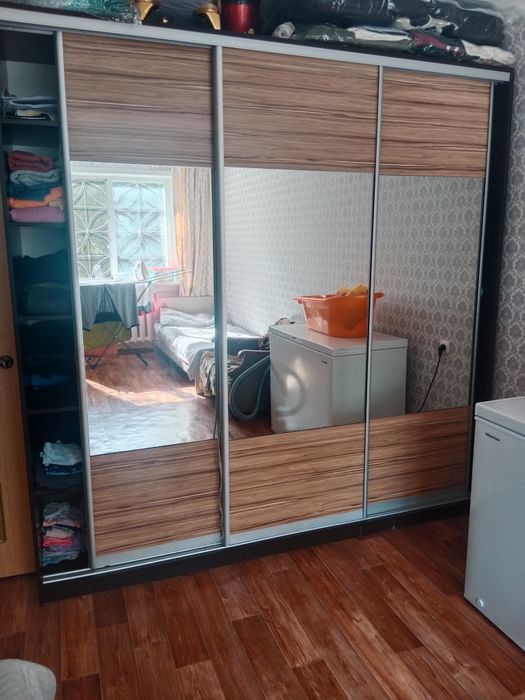 Продам шкаф для одежды
