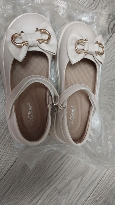 Детская обувь разная