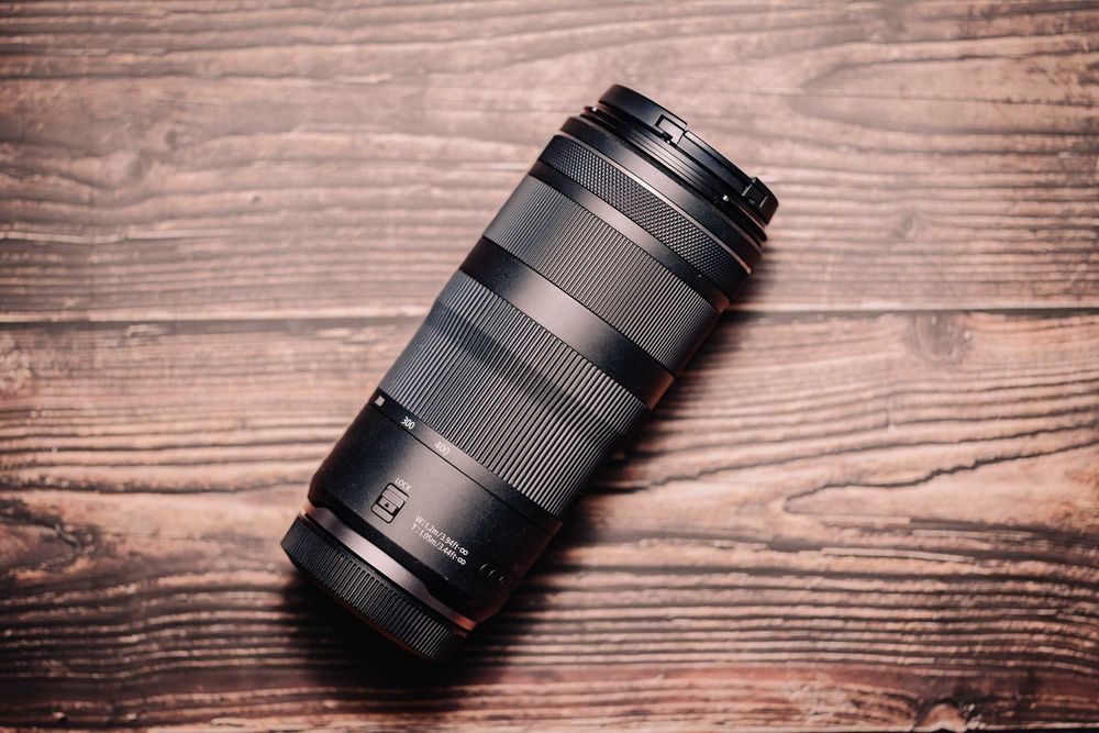 VAND Canon RF 100-400mm F5.6-8 IS USM impecabil practic nou