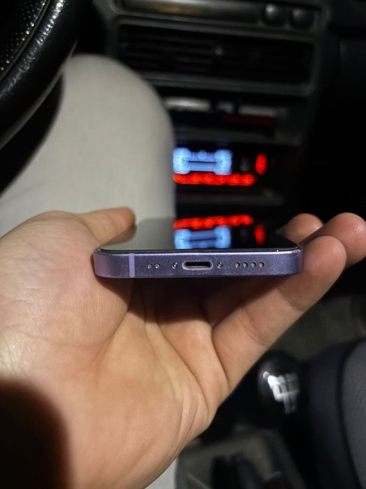 iPhone 12 mini 64gb.