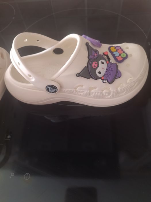 Продаю кроксы для девочек
