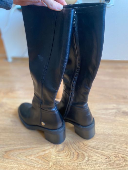 Оригинални Дамски Ботуши  от естесвена кожа LOVE MOSCHINO номер 38