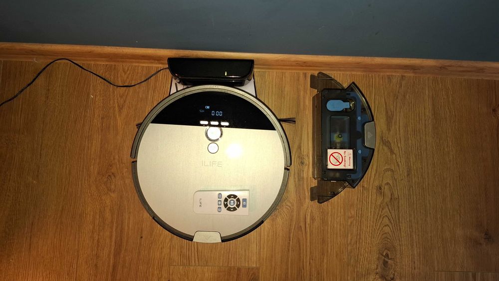 Прахосмукачка робот с моп- модел iLife V8s