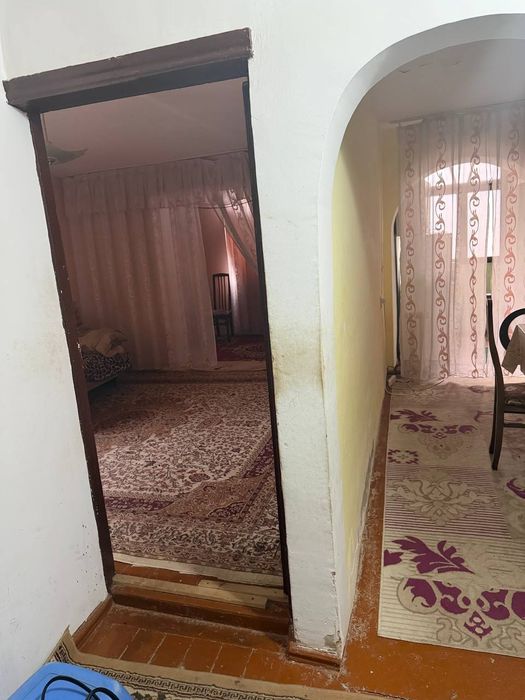 Kibray sentr da kvartira sotiladi 1 - Etaj 1 - xona 43 m2 YO'L YUZIDA