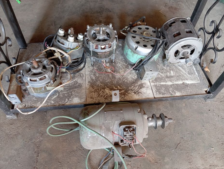 Продаются электродвигатели