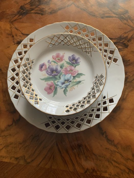 Servici din portelan pentru prajituri