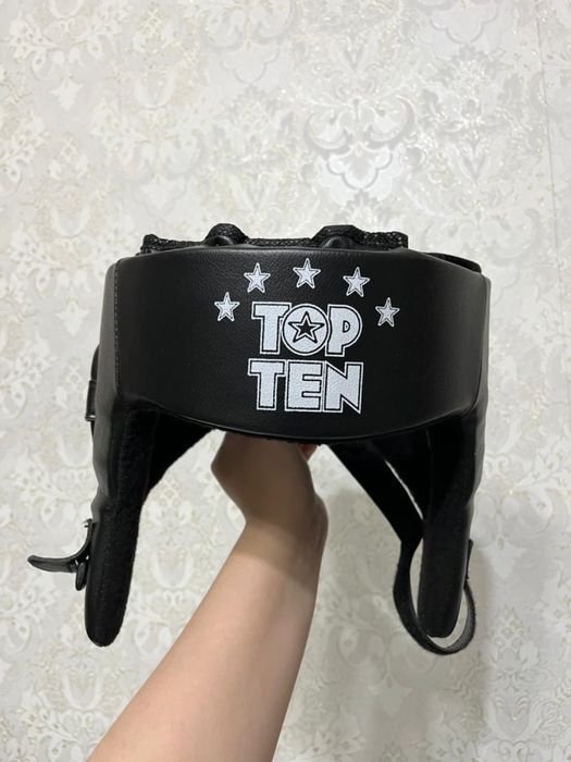 Боксерский шлем и бинты(черный)