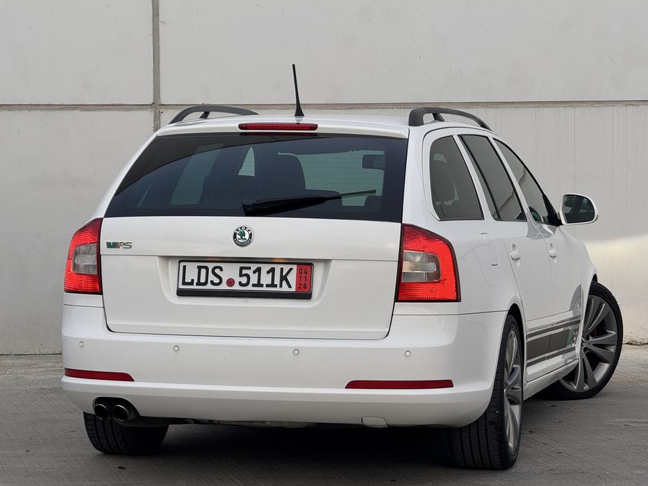 SKODA Octavia 2012 — imagine 3