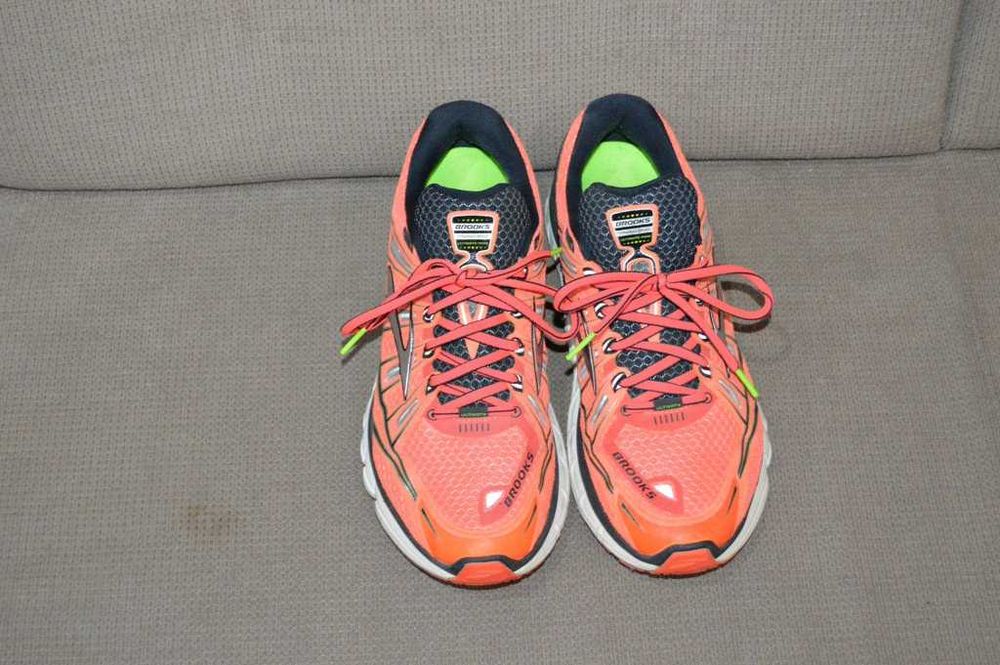 Adidasi alergare BROOKS Transcend marime 44