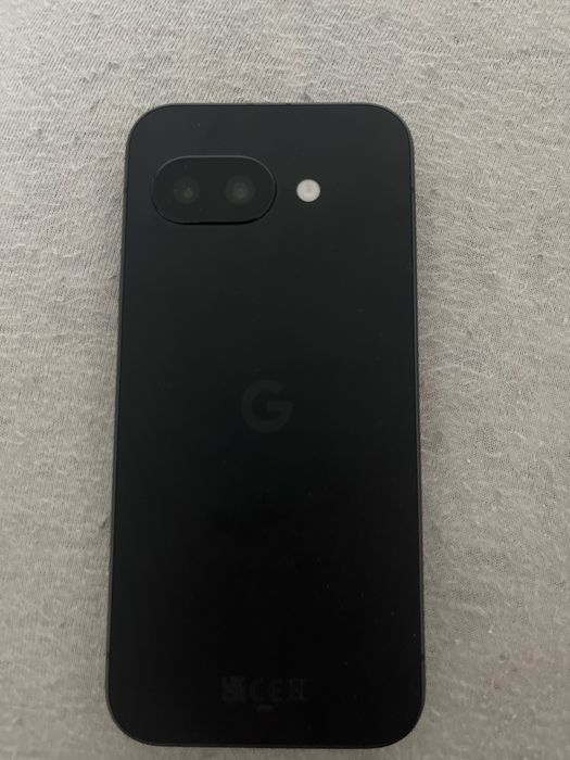 Google PIxel 9a - 8 GB RAM, 256 GB Stocare