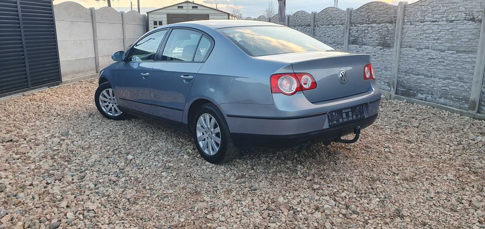 Vw Passat   2.0 TDI - Euro 5*** Navigatie Touchscreen***