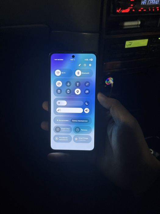 Samsung s21fe хорошое состяоние