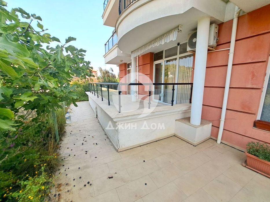 Продава се Двустаен апартамент в Созопол - 65 кв.м за 1047 €/кв.м - Снимка #8