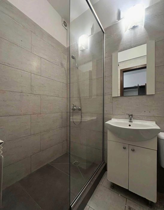 Garsoniera Zona Granit Podu Ros