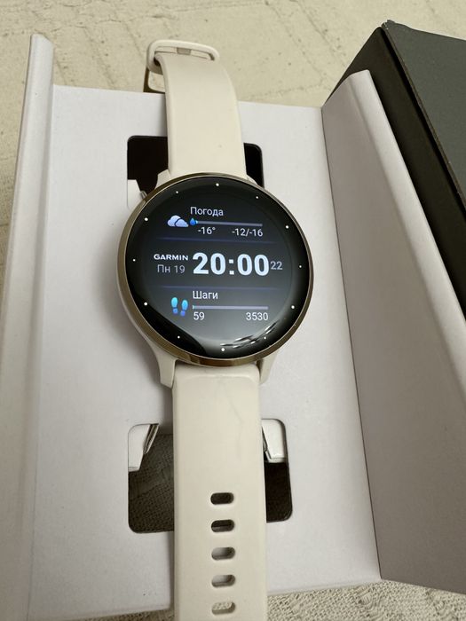 Garmin Venu 3s белый