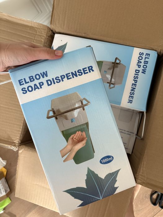 Продаются медицинские диспенсеры для мыла