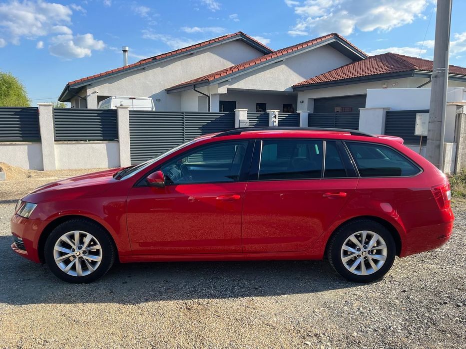 Skoda Octavia automată, preț +tva
