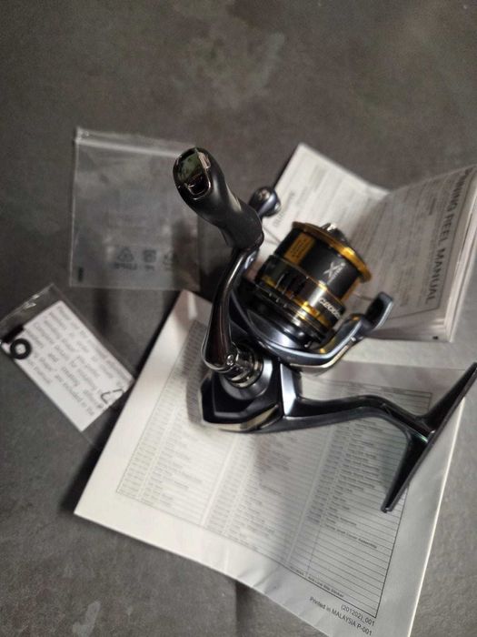 mulineta spinning shimano ultegra c2000s