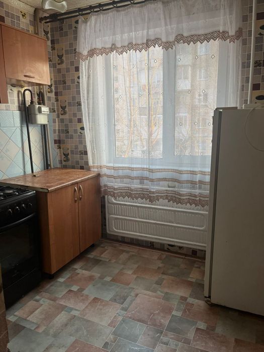 Продам 2 ком квартиру улучшенной планировки,