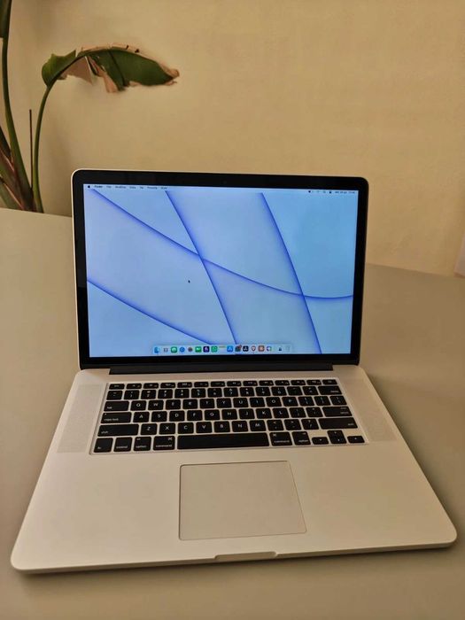 MacBook Pro Retina 15-inch (Mid 2015) i7 16GB SSD