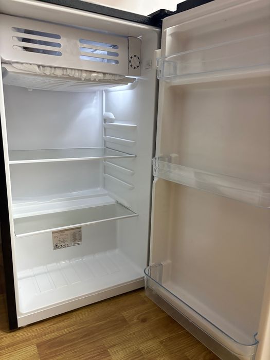 Electrocasnice, Frigider Starcrest in stare foarte buna, aproape nou