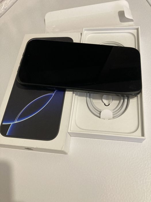 iPhone 16 pro max 100%bateria