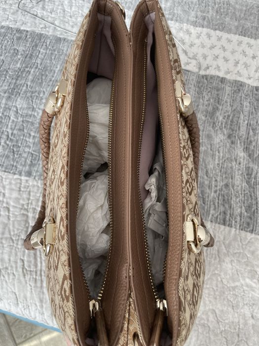 Елегантна дамска чанта