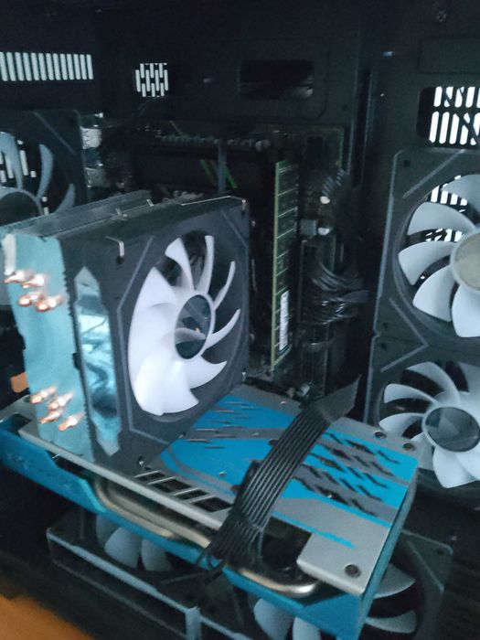 Pc gaming nou perfect merg toate jocurile !!