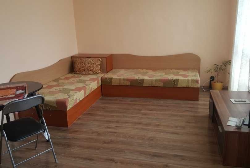 Дава се под наем Едностаен апартамент в Пловдив, Каменица 1 - 29 кв.м за 153 € - Снимка #1