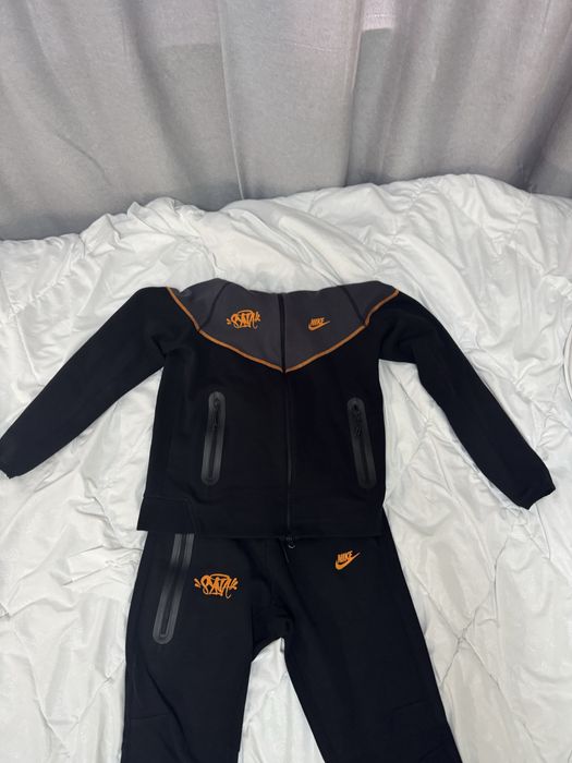 Compleu nike tech S