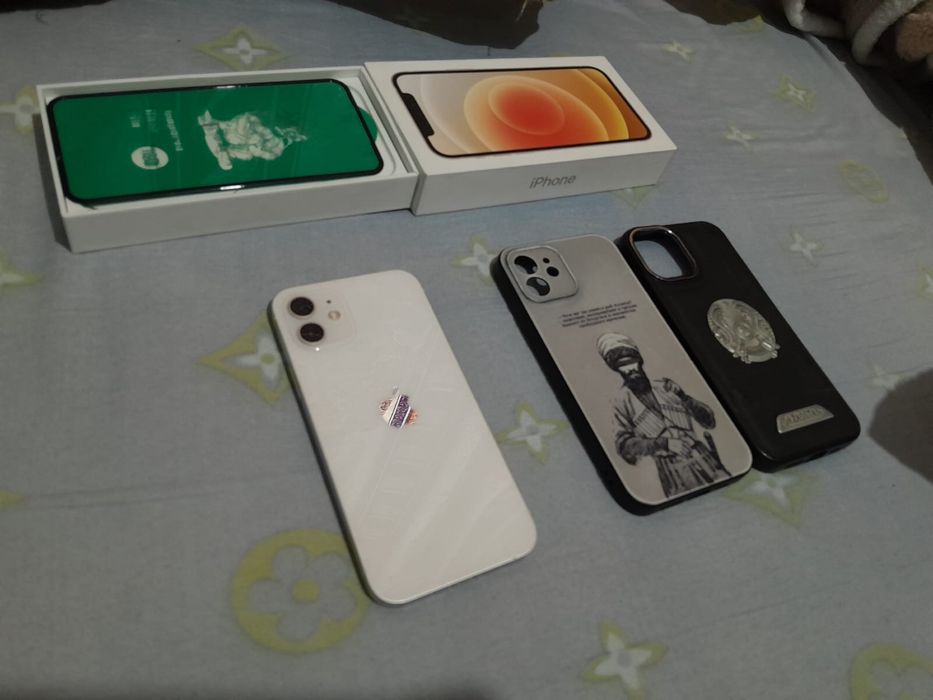 Продам айфон 12 в отс