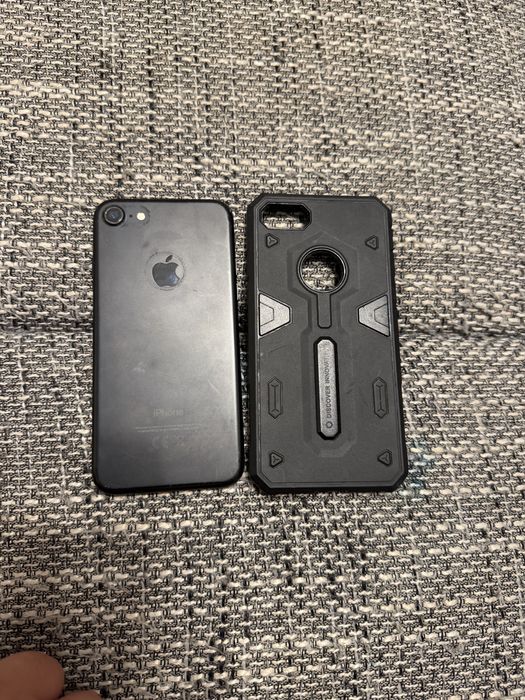 iPhone 7 Black 128 GB – baterie 85% husa