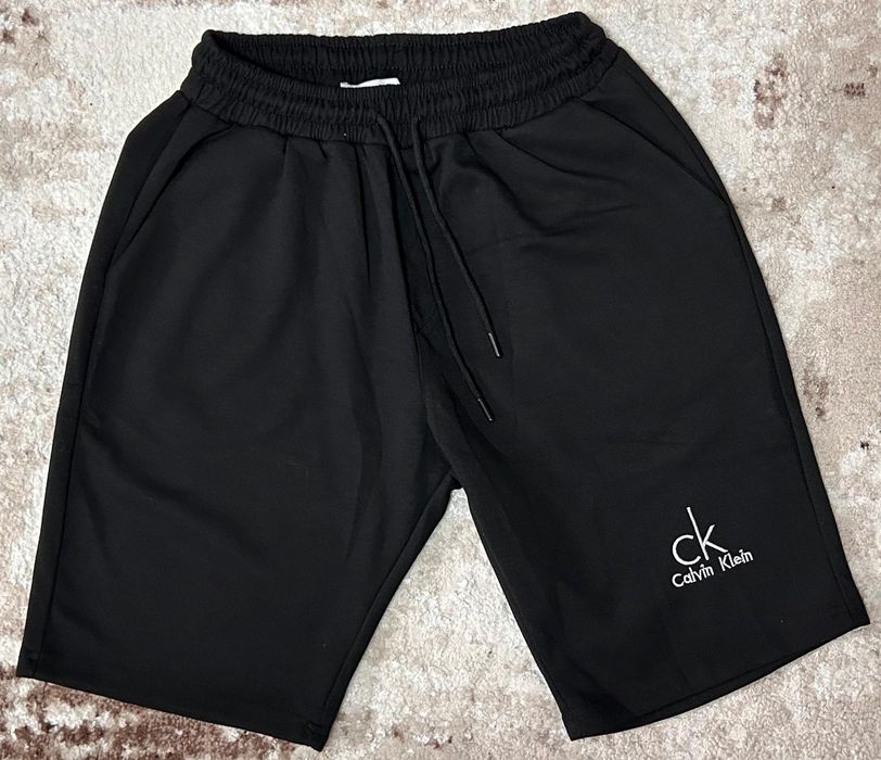 Vând pantalon nou de bărbați