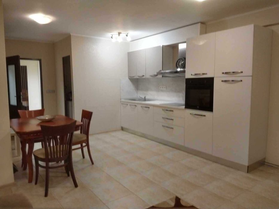 Дава се под наем Двустаен апартамент в Бургас, Център - 70 кв.м за 459 € - Снимка #8